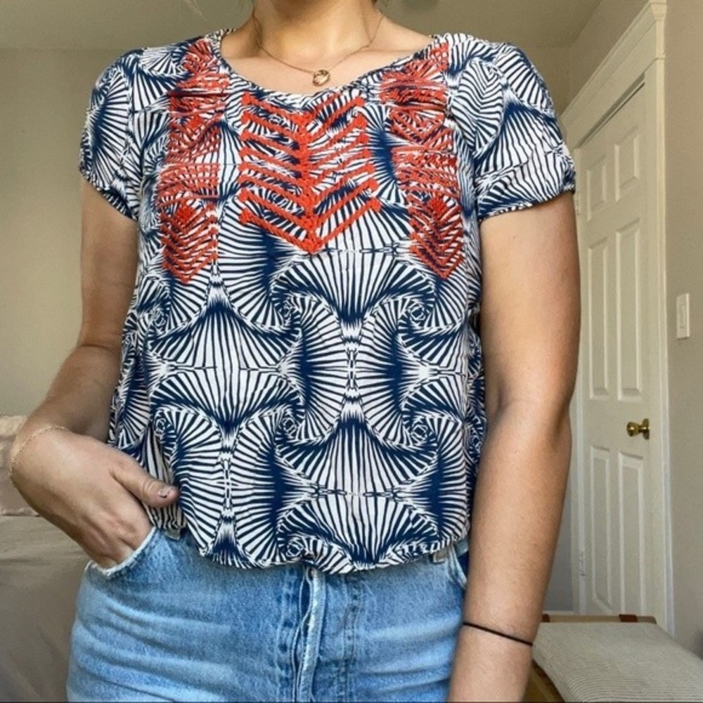 THML Anthropologie embroidered short sleeve blouse summer v neck blue size small